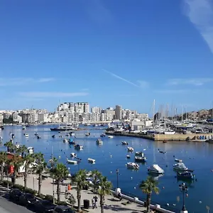 Shore Bridge 2* Gzira